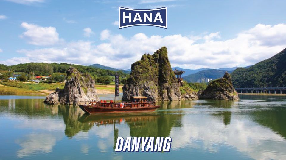 Danyang River Cruise, Temple & Market Tour